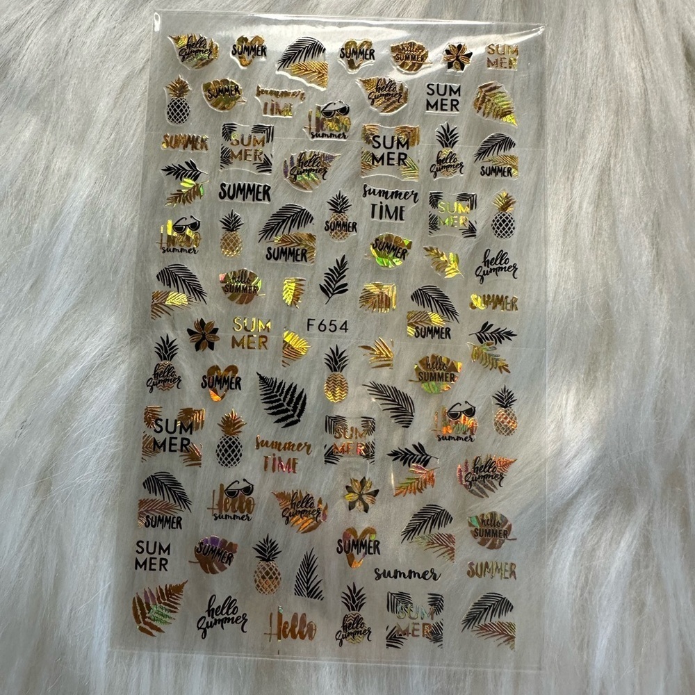 🩵5/$8 Gold and Black Summer Nail Stickers